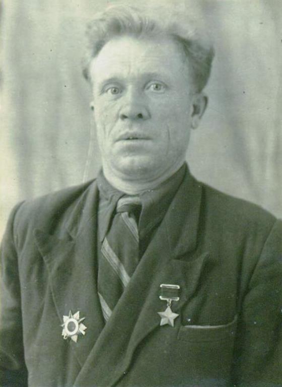 Из личного дела Едомина М.М. МКУ МАСПД. Ф.168. Оп.4-л. Д.5740. Л.1.